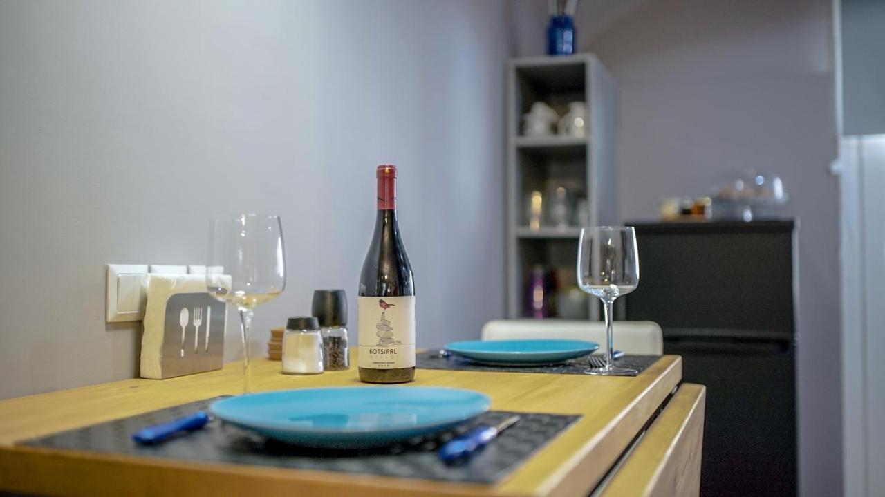 D16 Athens Apartment - 5' Mins To Petralona Metro Kültér fotó